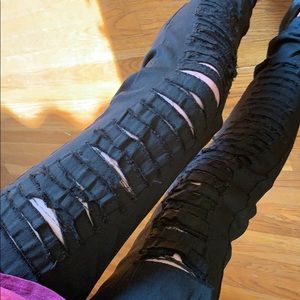 Ripped style black pants